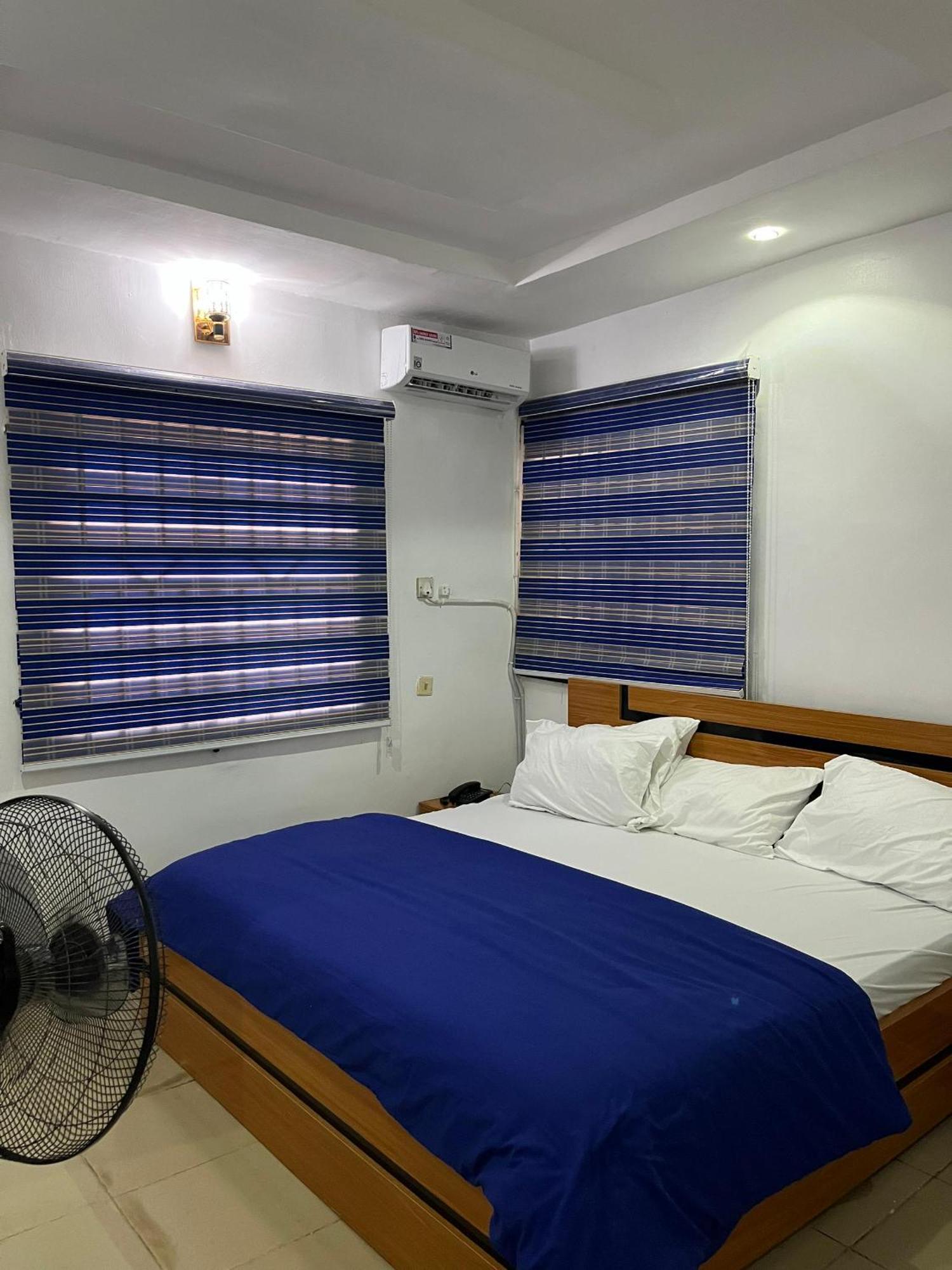 501 Aparthotel Akure Exterior photo