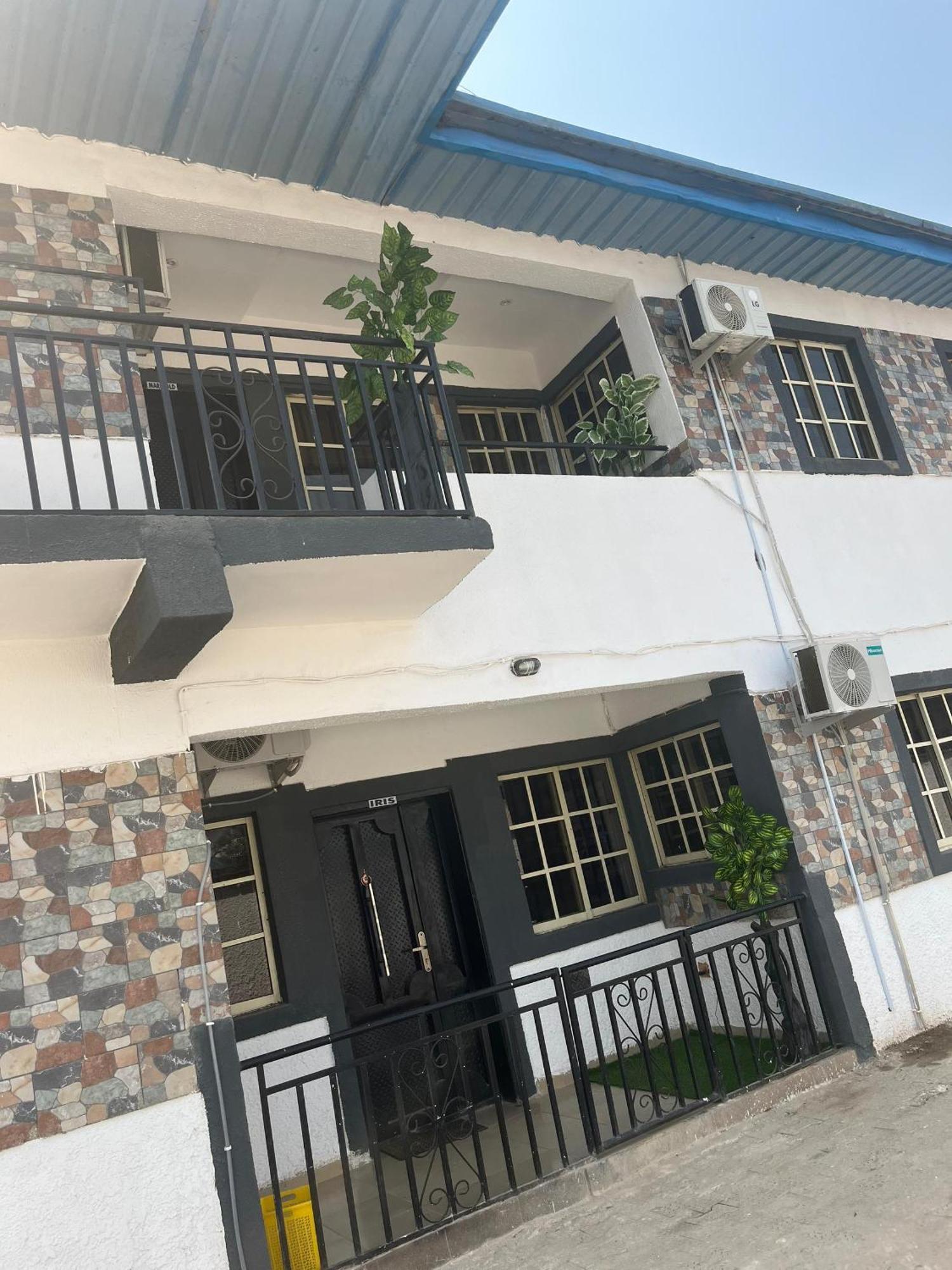 501 Aparthotel Akure Exterior photo